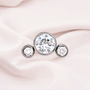 Joya neptuno cristal blanco bezel / Helix piercing, titanio grado implante
