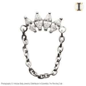 Joya cluster + cadena con cristal blanco deluxe / Titanio grado implante / INVICTUS